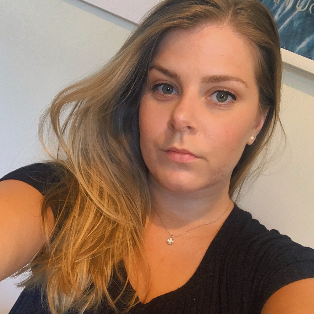 Meet your Posher, Nicole